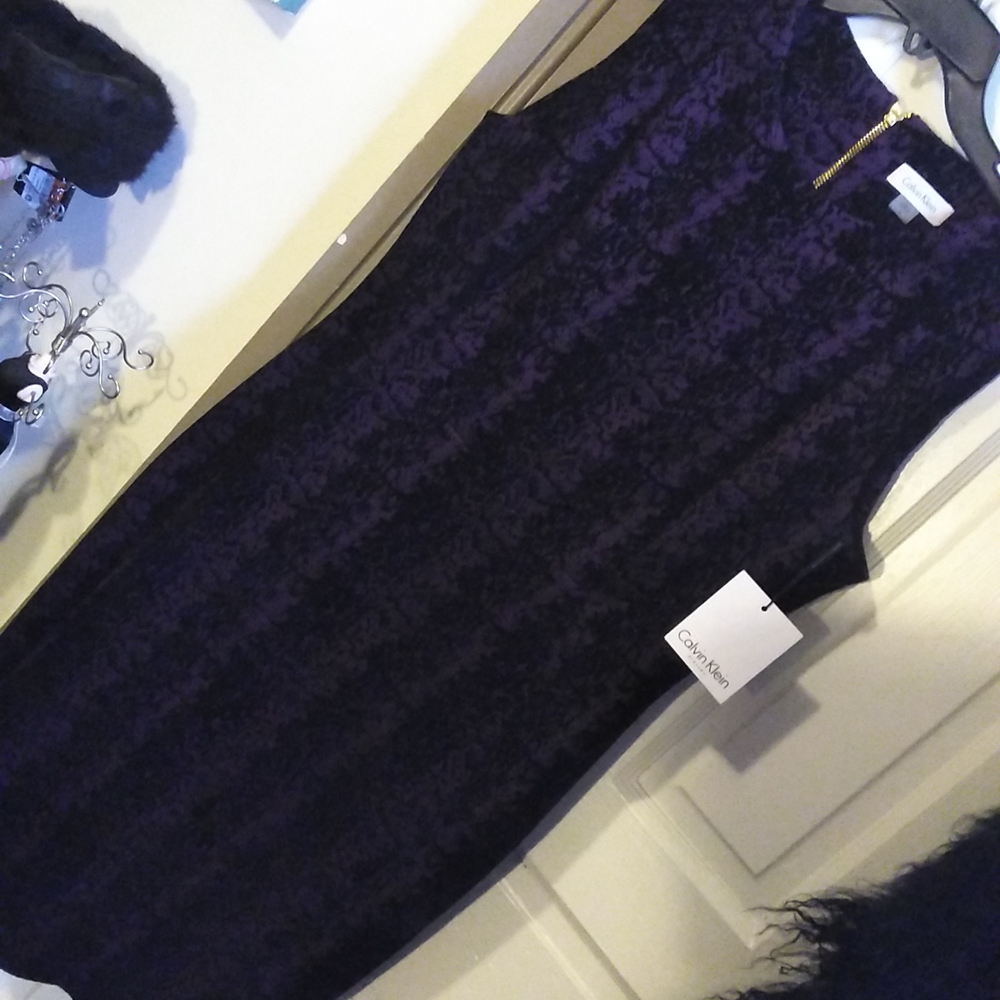 NWT gorgeous velvet embossed purple dress